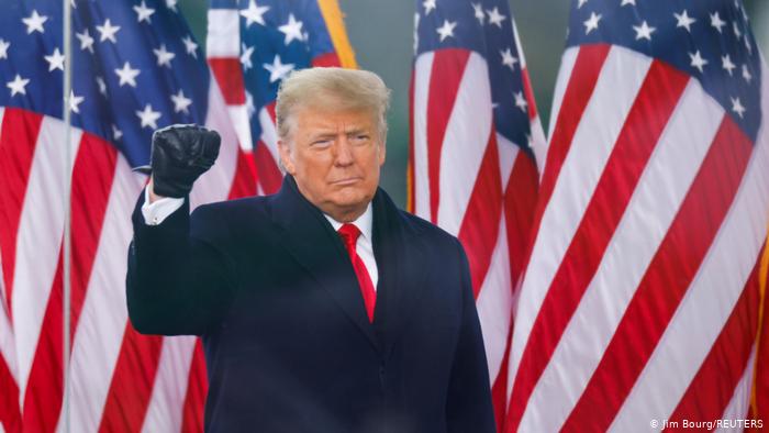 بأمر من قاآني..القضاء العراقي يصدر مذكرة قبض بحق “ترامب” لقتله سليماني والمهندس!