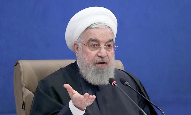 البرلمان الإيراني يصوت على اعتبار روحاني “منتهكا للدستور”