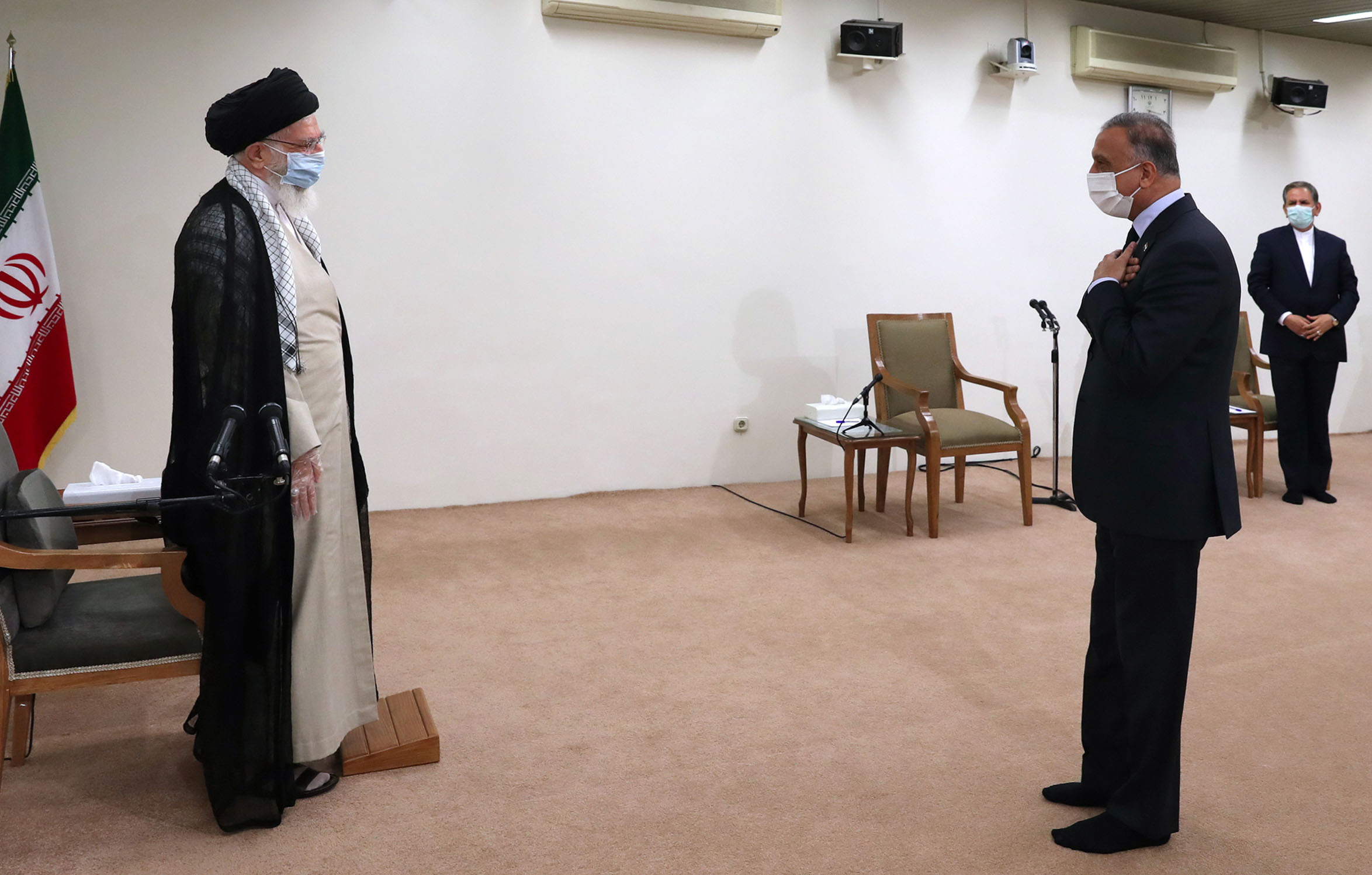 شيوعي سابقا طائفي ذيلي حاليا