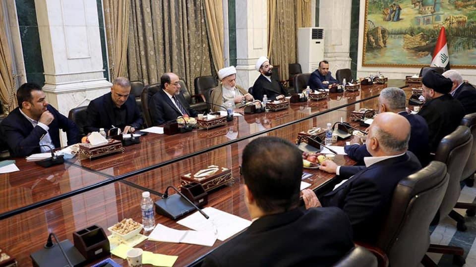الإطار يطالب بتشكيل حكومة جديدة قبل إجراء الانتخابات