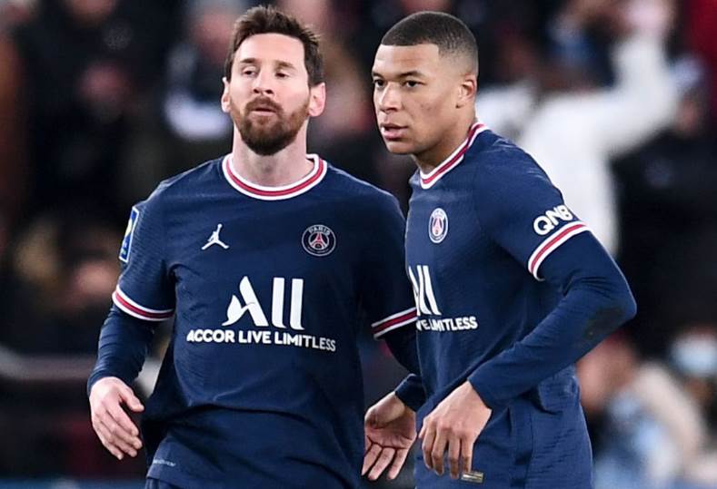 نادي باريس سان جيرمان يمنح ميسي ومبابي إجازة لمدة (10) أيام