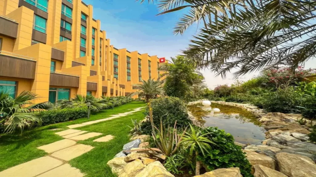 وزارة الثقافة تعلن عن تجهيز 35 فندقاً لوفود بطولة الخليج العربي