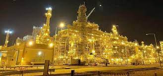 وزير النفط:الانتاج التجاري لمصفى كربلاء سيبدأ منتصف آذار المقبل