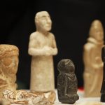 الخارجية تعلن استلام (6000) قطعة أثرية عراقية من بريطانيا