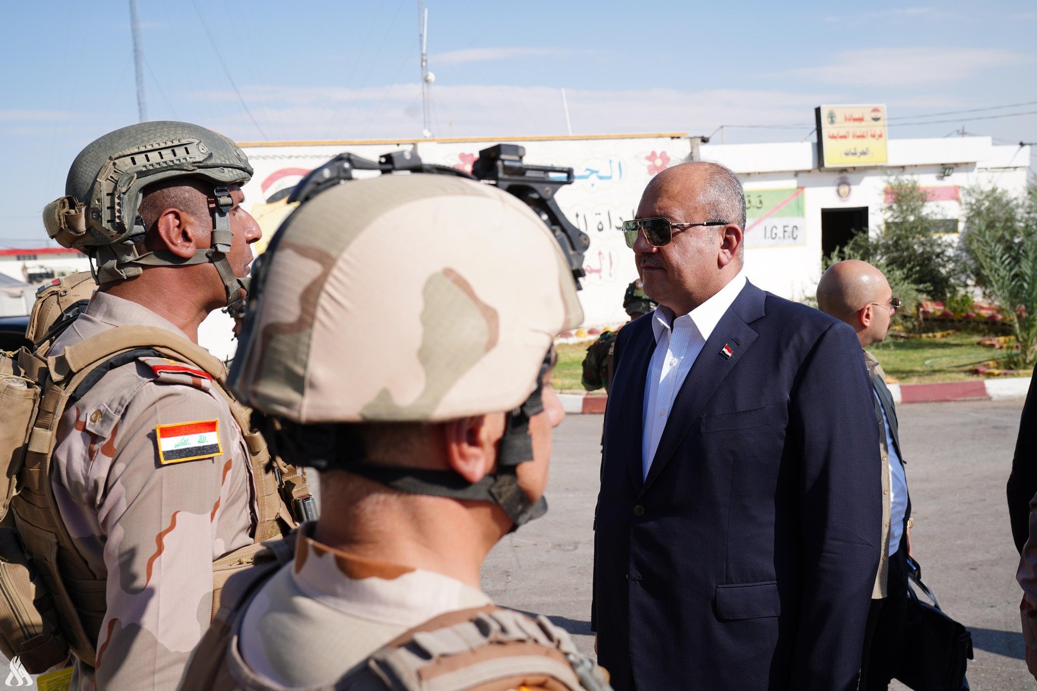 وزير الدفاع: الجيش العراقي مصدر العز والفخر لكل أبناء الوطن