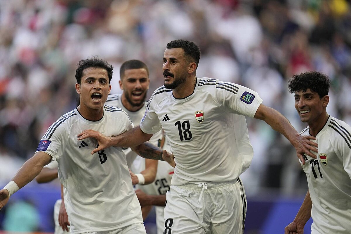 اللاعب العراقي (أيمن حسين) يتصدر لائحة هدافيّ بطولة آسيا لكرة القدم