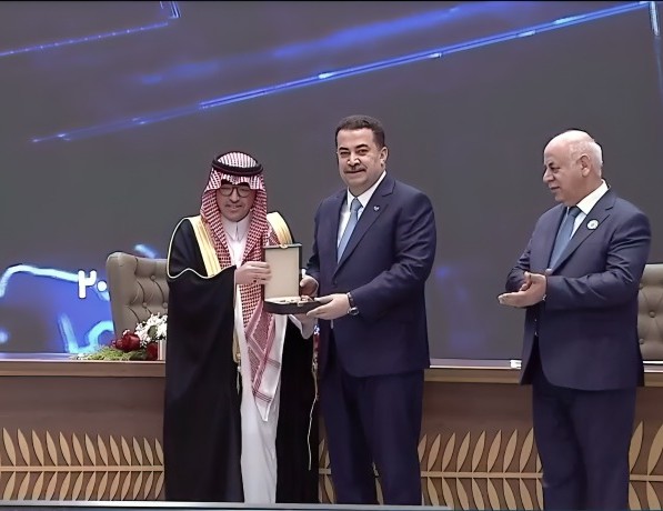 السوداني يدعو إلى إحياء مشروع السياحة العربية