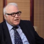 مستشار حكومي: ارتفاع أسعار صرف الدولار لا يؤثر على مستوى المعيشة !!