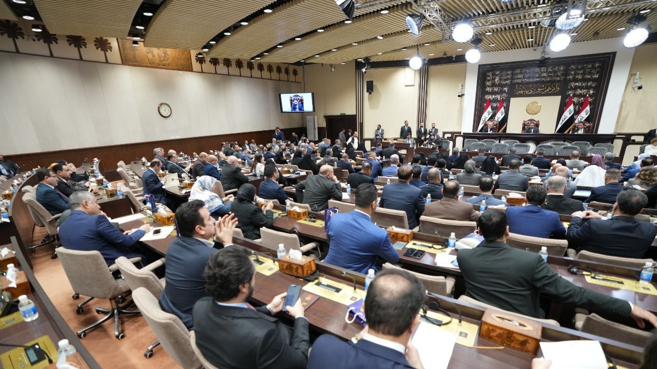 المنافذ الحدودية:المنافذ غير الرسمية في الإقليم فقط