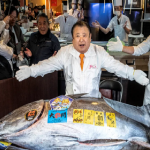 سمكة تونة بـ (3.2) ملايين دولار في طوكيو