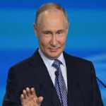 بوتين يوافق على طلب ترامب بوقف الضربات العسكرية على كييف