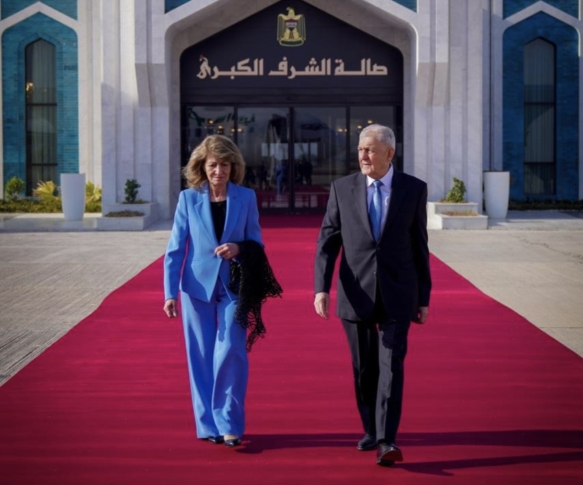 سفرة سياحية لرئيس الجمهورية مع زوجته إلى قبرص