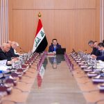 مجلس الوزراء يقر بتعظيم الإيرادات وضغط النفقات بدون تخفيض رواتب الحيتان