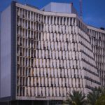 مصدر مطلع: المالية عاجزة عن تمويل رواتب المتقاعدين لكنها أمنت رواتب الرئاسات الثلاث