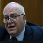 مستشار حكومي: الرواتب “مؤمنة”ما دام نفس الزهراء يرفرف فوق العراق