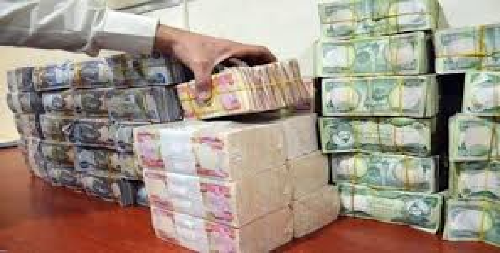 خبير اقتصادي: تأخير صرف رواتب المتقاعدين مسرحية حكومية فاسدة