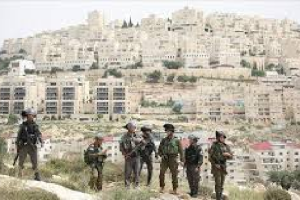 إسرائيل تحاصر الضفة الغربية ومستمرة بقتل الفلسطينين