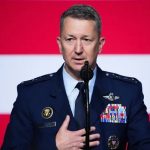 رئيس الأركان الأمريكي: قواتنا تتوغل بعمق أكبر داخل الأراضي الإيرانية يومياً