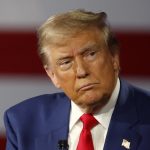 ترامب يتوعد “جزيرة خارك”: دمرنا كل شيء وأبقينا النفط تحت سيطرتنا