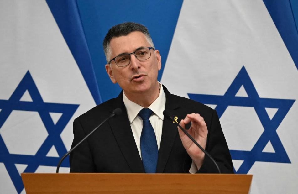 ترحيب إسرائيلي بـ “طرد” السفير الإيراني من بيروت: خطوة لـ “استعادة السيادة”