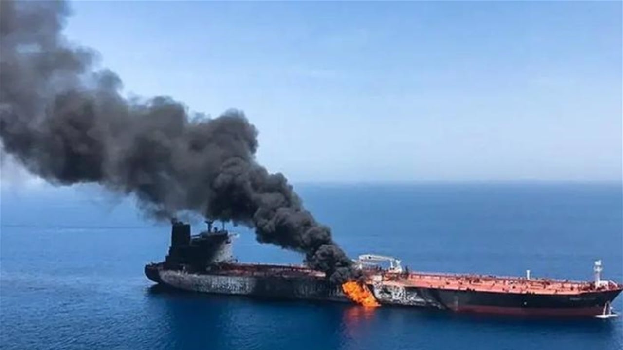 الحرس الثوري الإيراني يعلن استهداف ناقلة نفط أمريكية قرب سواحل الكويت