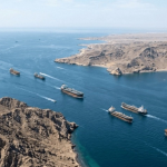 مشروع إيراني لتنظيم مضيق هرمز يثير الجدل ويشمل قيودًا على عبور سفن دول محددة