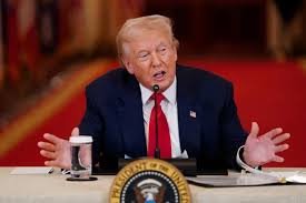 الرئيس ترامب: إيران تسعى لاتفاق.. وممثلو واشنطن يفتحون قنوات الحوار