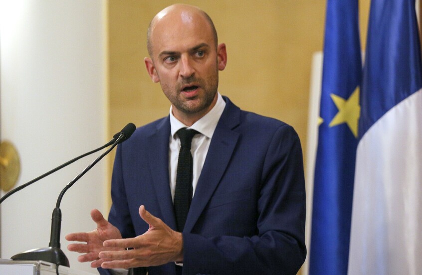 فرنسا تطلب من العراق عدم جر البلاد إلى الحرب مع إيران