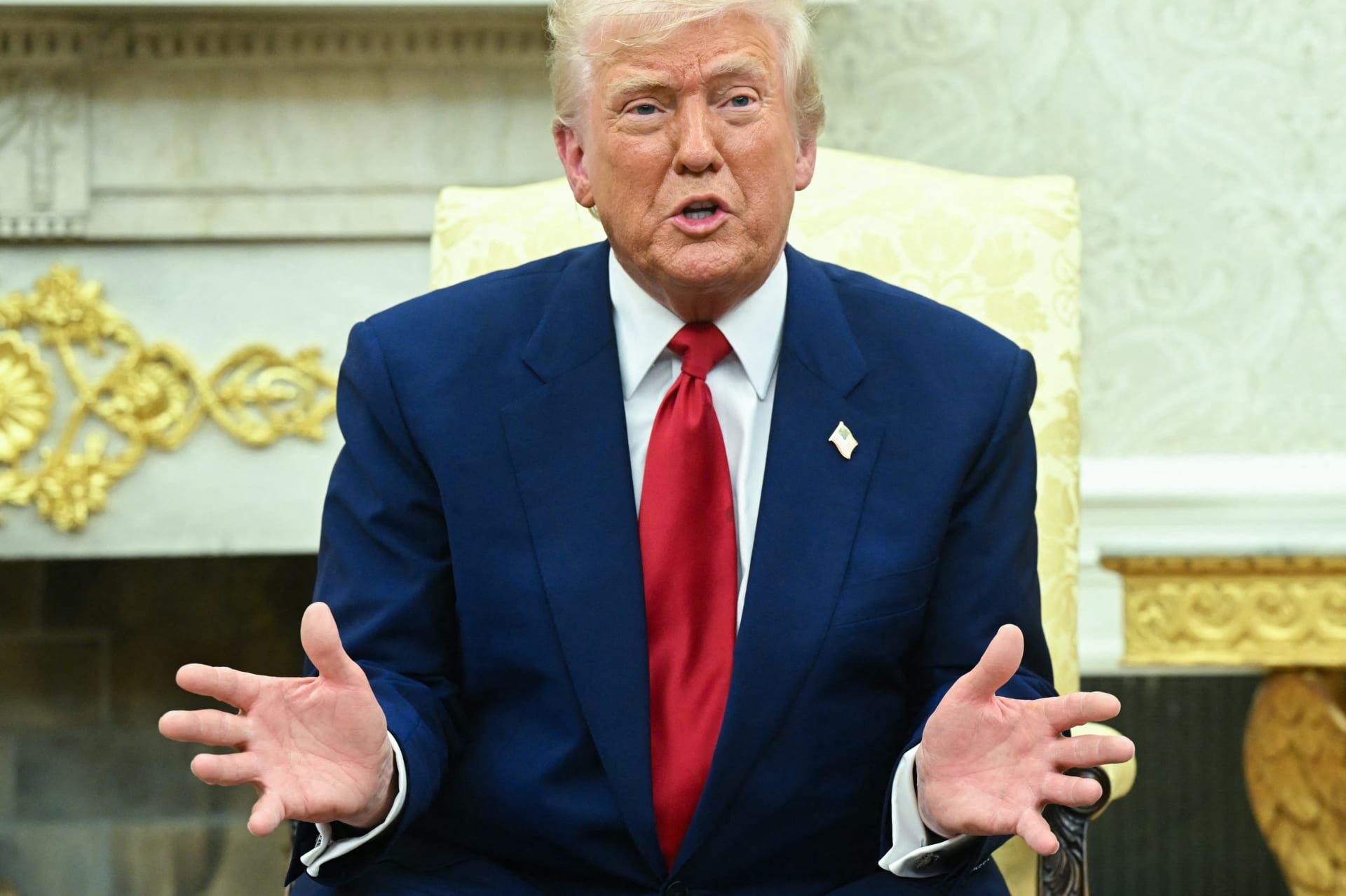 ترامب يحدد “مهلة الـ 24 ساعة” لحسم مصير المحادثات مع إيران