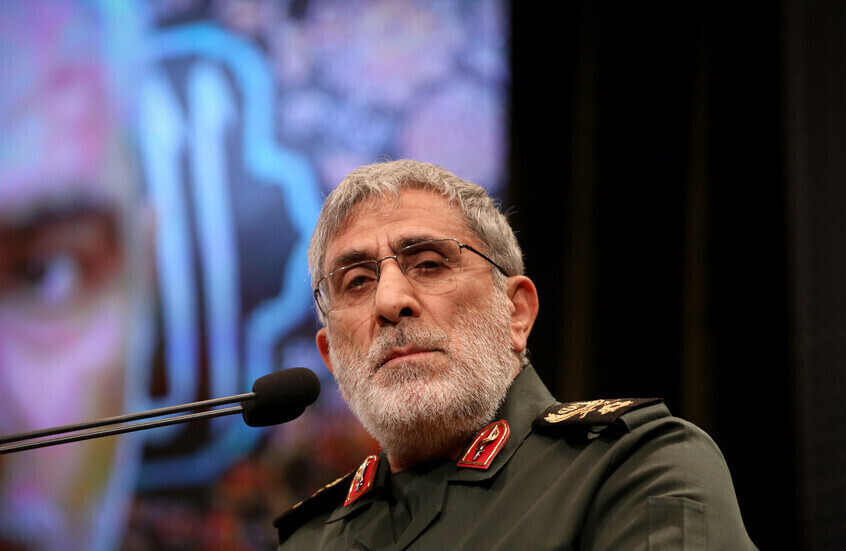 قاآني يؤكد على سيادة القرار العراقي.. وتحذيرات أمريكية من عودة المالكي