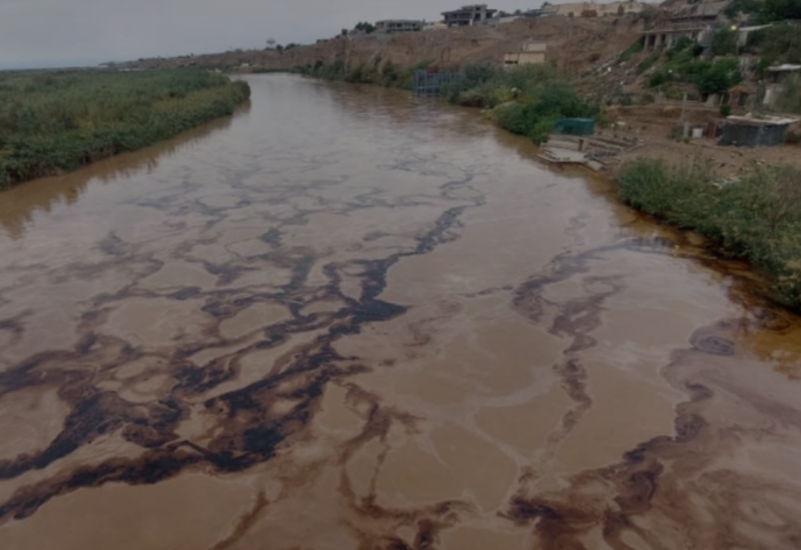 ماء بغداد تنفي وجود تلوث زيتي في دجلة وتؤكد استمرار تجهيز المياه بشكل طبيعي