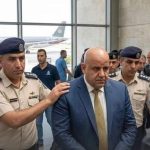 الاردن تسلم مسوول عراقي الى بغداد