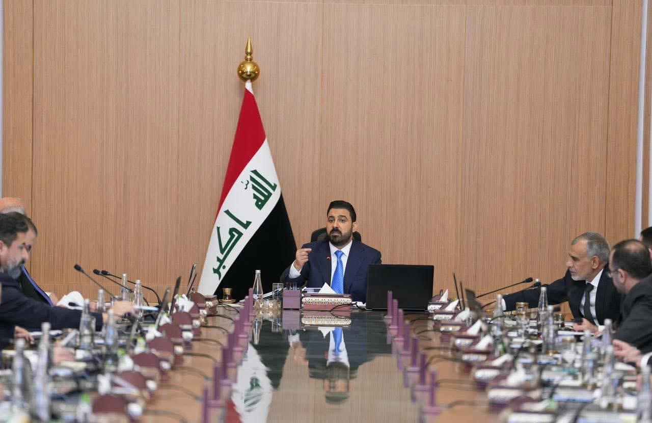 العراق يطلق صندوق التنمية بضمانات تصل إلى 150 مليار دولار.. وأيلول موعد حسم ملف السلاح