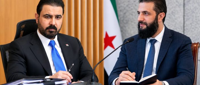 الزيدي والشرع.. رسائل متبادلة ترسم ملامح شراكة إقليمية جديدة