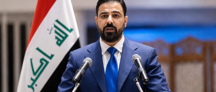 الزيدي يعين أول مستشارة في حكومته