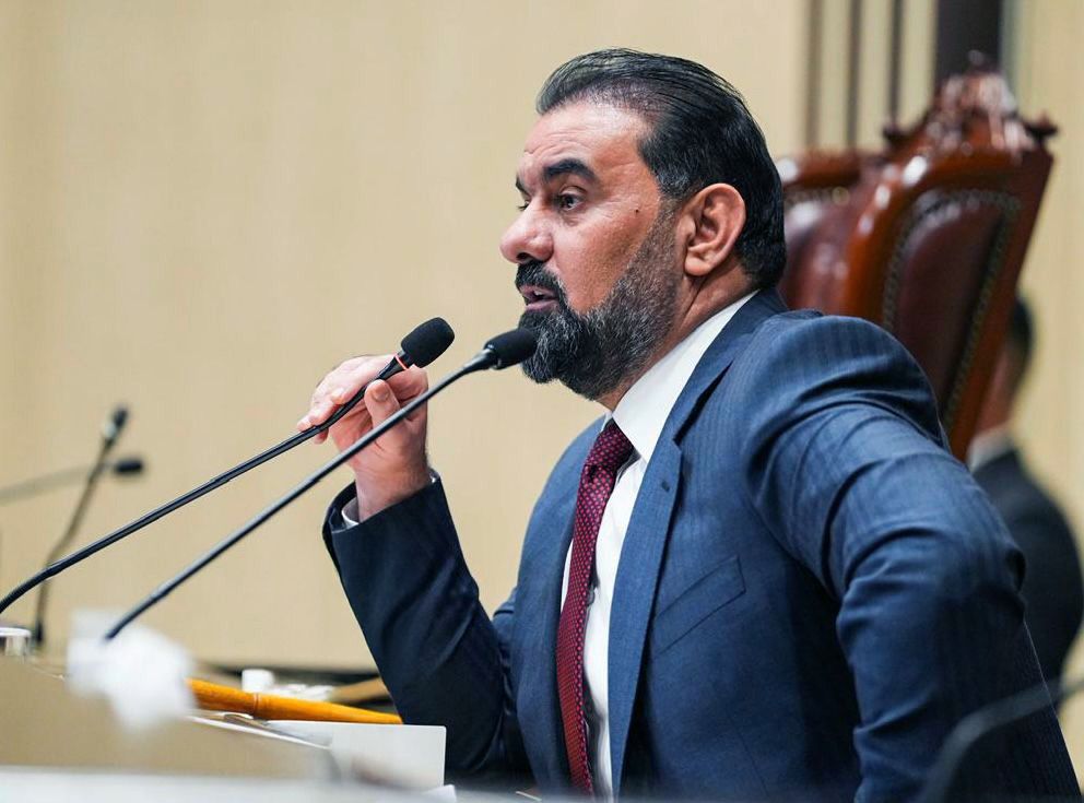 الحلبوسي يدعو لاستبدال رئيس مجلس الخدمة ونائبه لارتكابهما “إخلالاً جسيماً” (وثيقة)