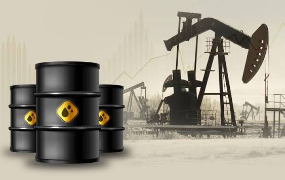 US-Iran tensions push oil prices up over 2%, Strait of Hormuz incident reported