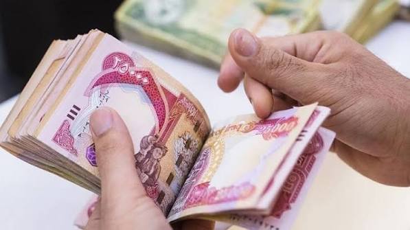 أزمة السيولة وتأخير الرواتب في العراق: بين الواقع والحلول الممكنة