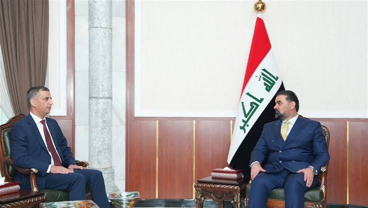 سلاح الحشد أولاً.. توافق شيعي على تأجيل نزع السلاح وتحصين ترسانة الفصائل