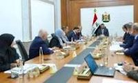 الزيدي يفتح جبهة إنقاذ الاقتصاد.. تحرك حكومي لمواجهة الاختناق المالي وكسر قبضة النفط