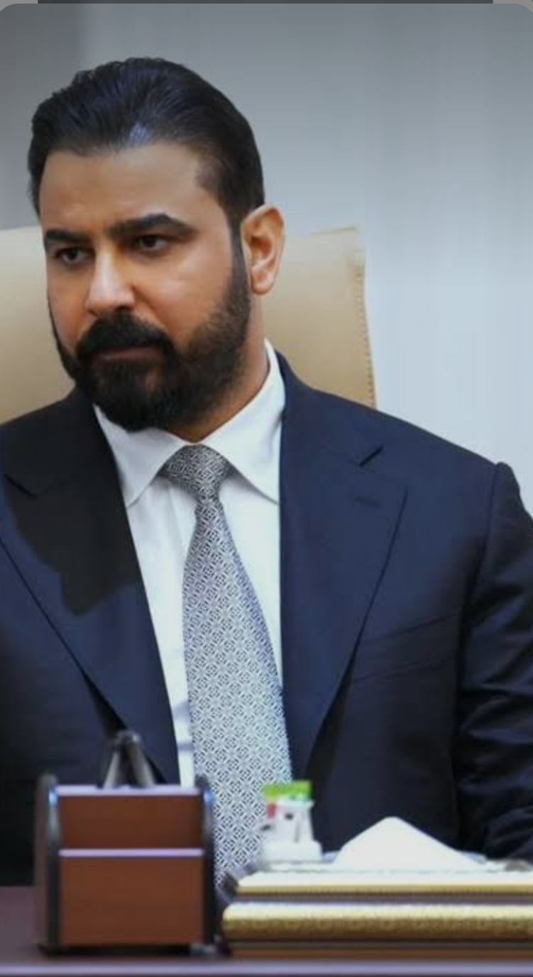 الزيدي: إيران لم تسمح بمرور ناقلات النفط العراقية عبر هرمز بهدف رفع الأسعار عالمياً